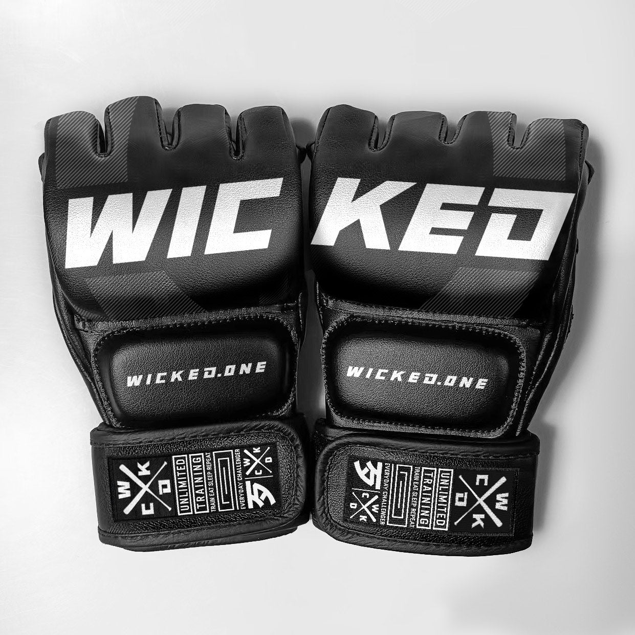 KRUZ MMA COMPETITION GLOVES Black